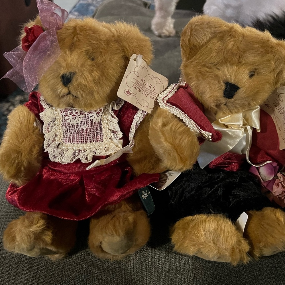 Russ Berrie Romeo and Juliet Teddy Bears vintage